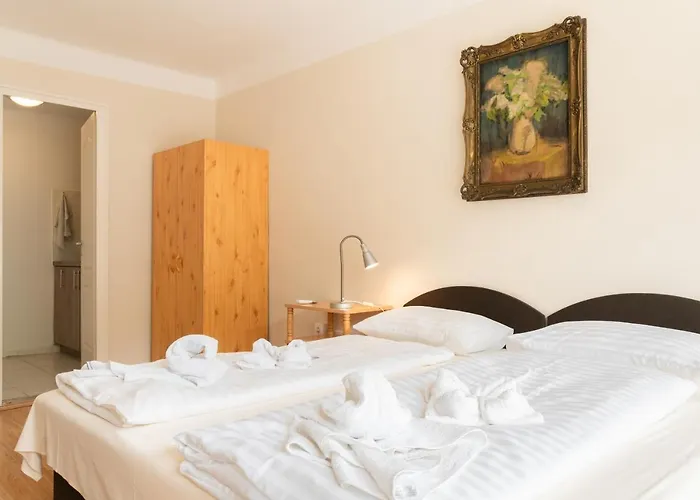 Sylvia Haz טיהאני