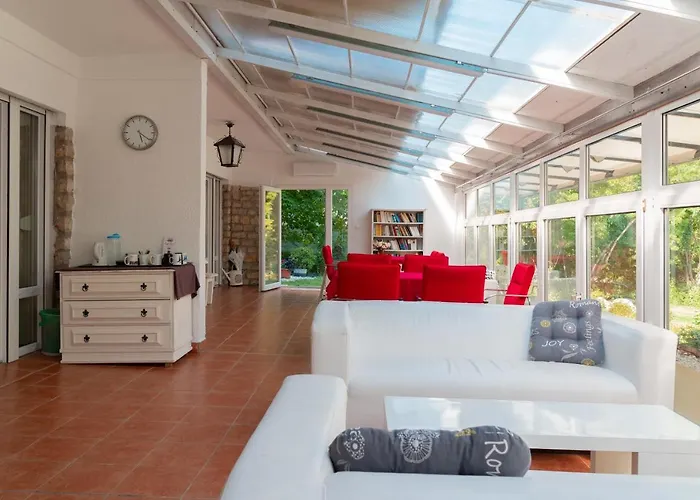 בית הארחה Sylvia Haz